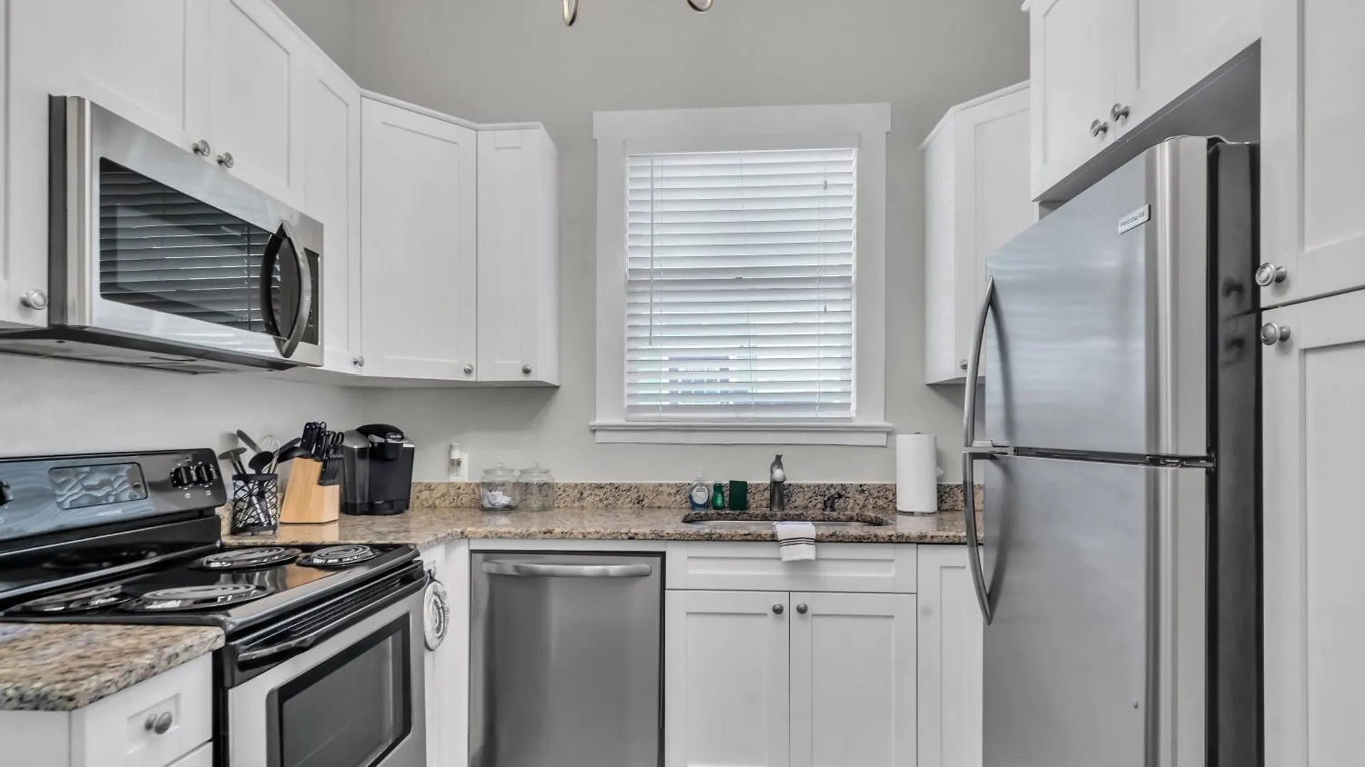 Casa de Férias Heart Of Ybor City 3Bedroom Walk To 7Th Ave Tampa